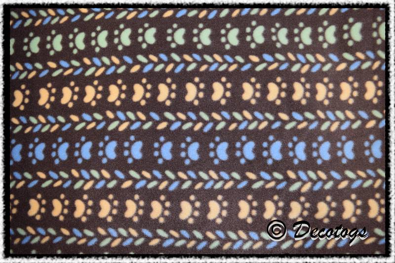 DM PAW PRINT BONE STRIPES BROWN (Custom Anti Pill)