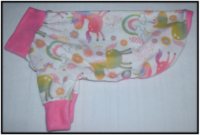 UNICORNS AND RAINBOWS (Anti Pill)